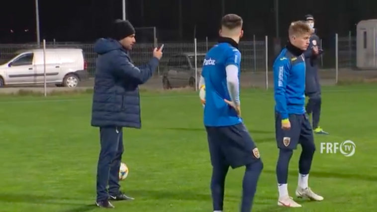 Adrian Mutu și Ianis Hagi, la antrenamentul României U21